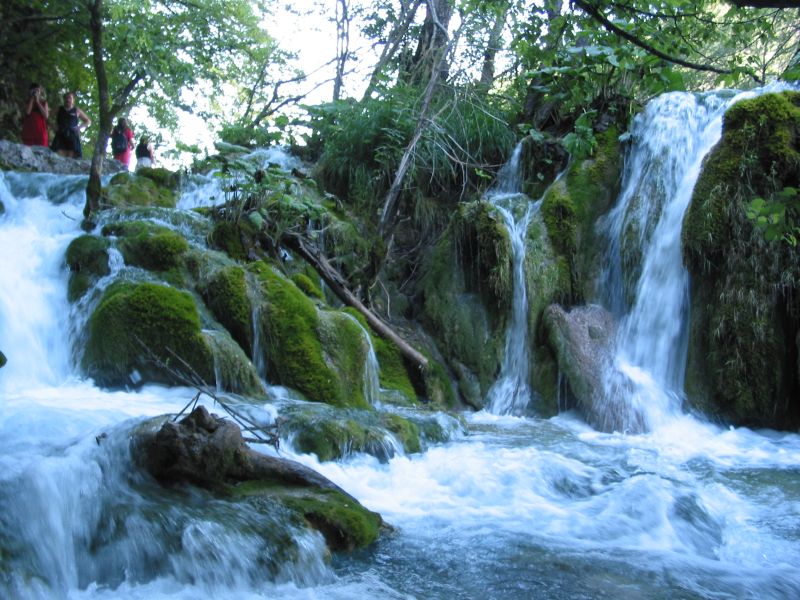 016plitvice.jpg (124656 Byte)