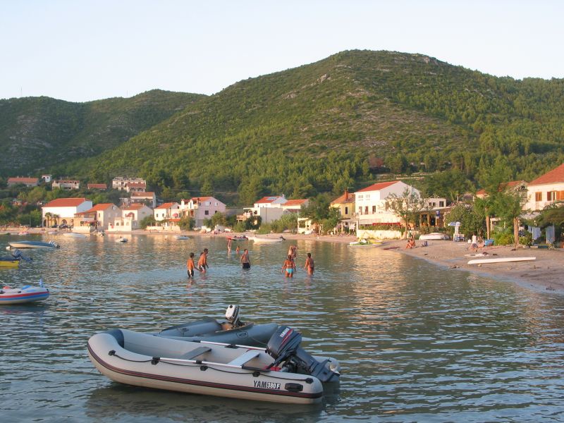 062zuljana.jpg (112981 Byte)